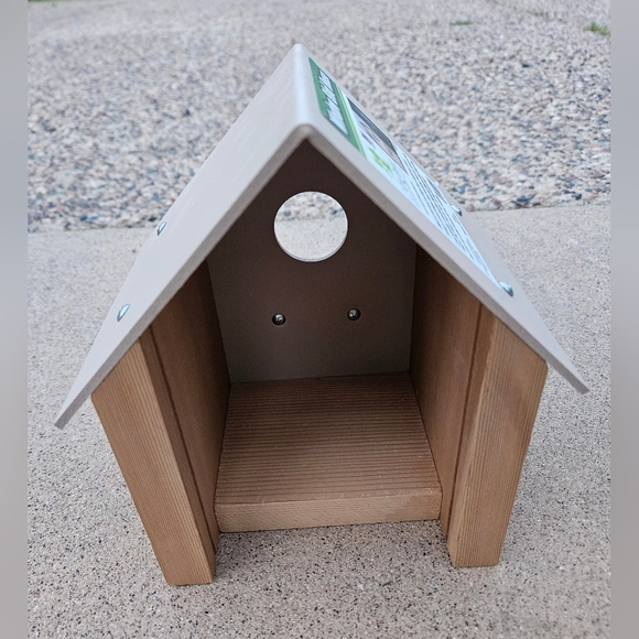 Window Bird House by Song Bird Essentials 6" W x 8" x 6" D Brand New - Picture 9 of 9